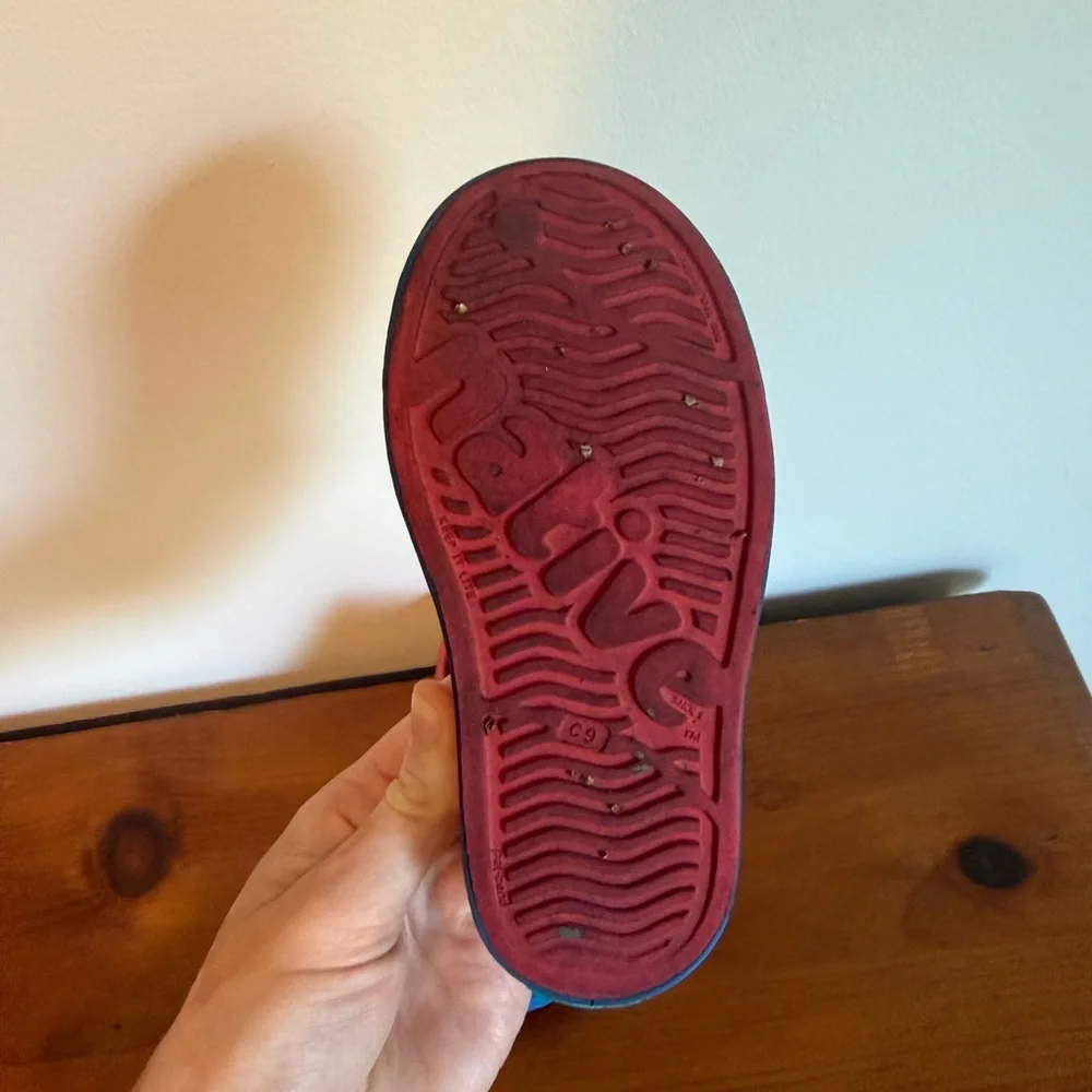 Native red and blue